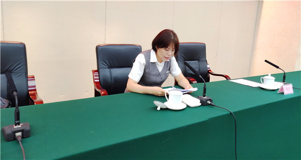 伊藤洋华堂教育训练部副部长于春富作为参赛企业代表发言.jpg